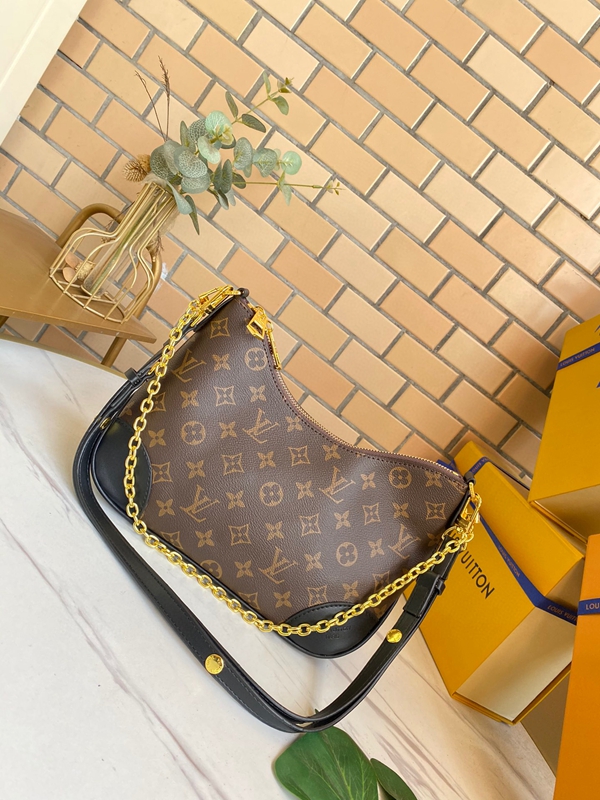 ルイヴィトンバッグ側面デザイン